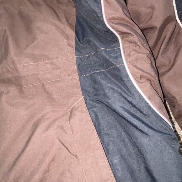 due to PoshM's policies cannot take down a listing within two months been bought - Picture 10 of 15